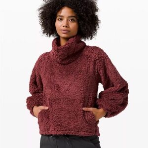 Lululemon Warm Restore Sherpa pullover Sz M/L